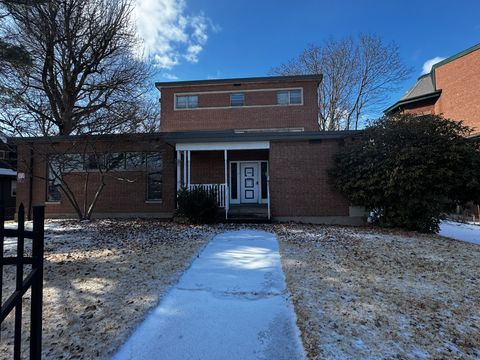 11 Charter Oak Place Hartford CT 06106