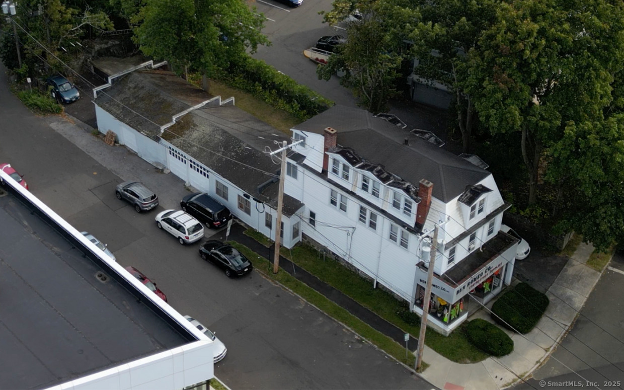 1 Edgewood Avenue