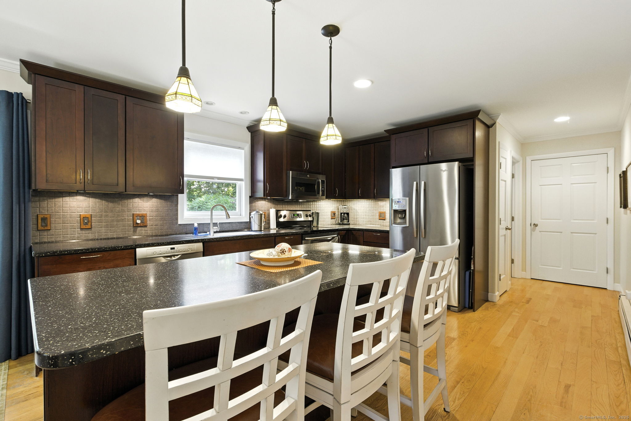 East Haddam, Connecticut 06423, United States, 3 Bedrooms Bedrooms, ,3 BathroomsBathrooms,Residential,Pending,201646