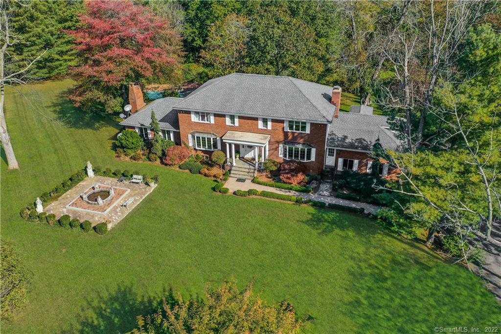 Photo 1 of 529 Smith Ridge Road, New Canaan, Connecticut, $1,825,000, Web #: 170445231