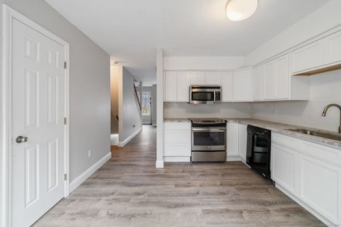 Tiny photo for 64 Deerwood Lane #10, Waterbury, CT 06704 (MLS # 24137479)