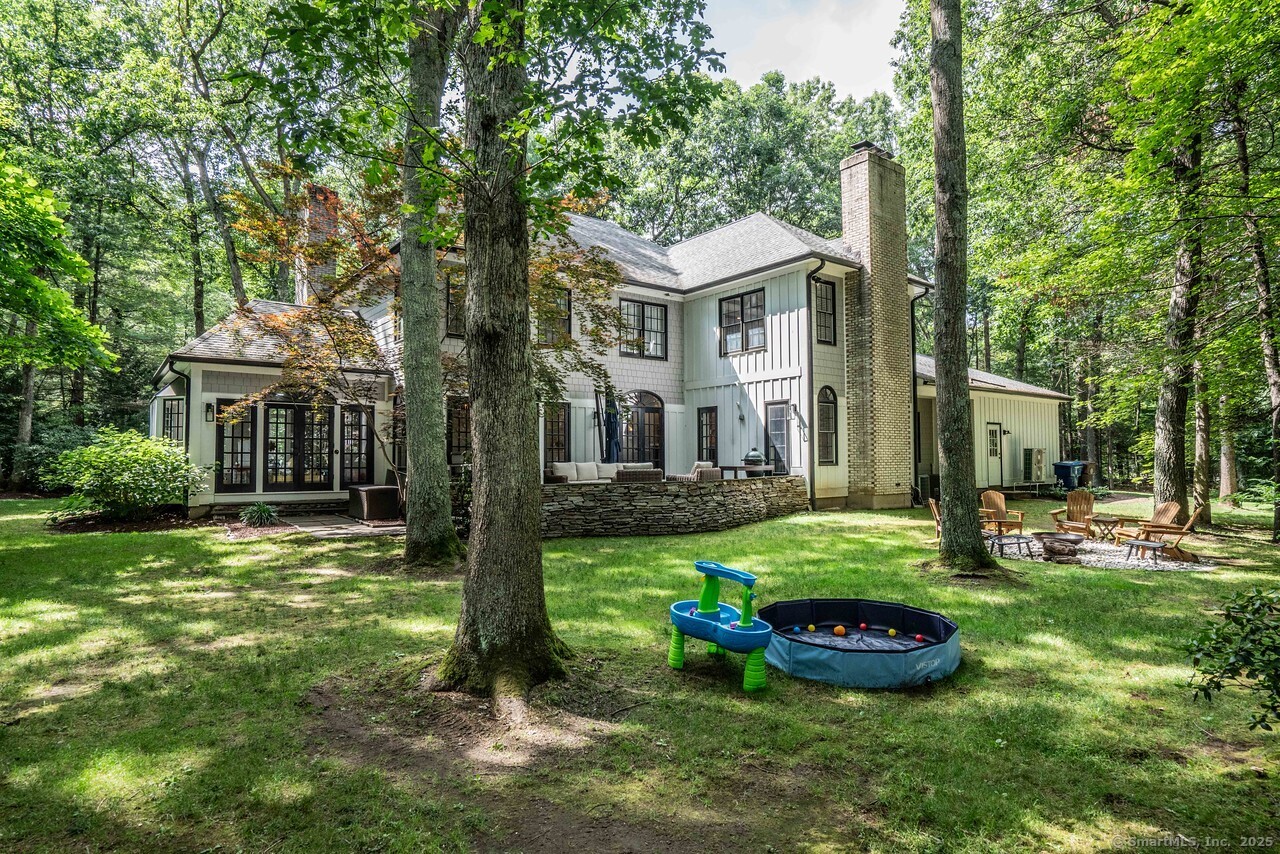 Farmington, Connecticut 06032, United States, 5 Bedrooms Bedrooms, ,5 BathroomsBathrooms,Residential,Coming Soon,177695