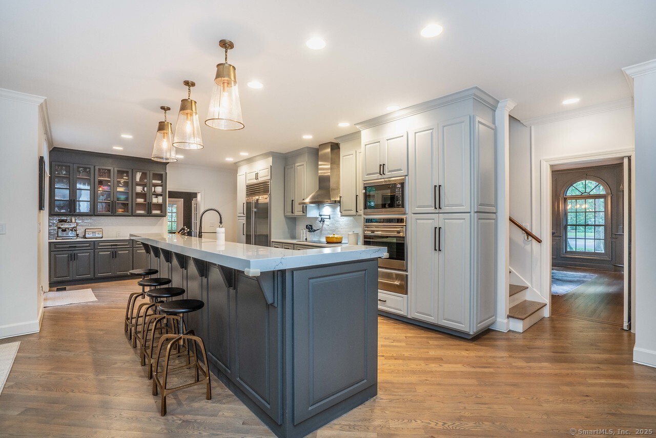 Farmington, Connecticut 06032, United States, 5 Bedrooms Bedrooms, ,5 BathroomsBathrooms,Residential,Coming Soon,177695