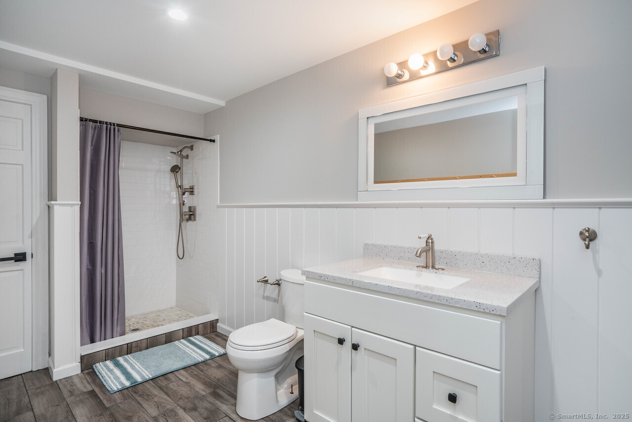 Farmington, Connecticut 06032, United States, 5 Bedrooms Bedrooms, ,5 BathroomsBathrooms,Residential,Coming Soon,177695