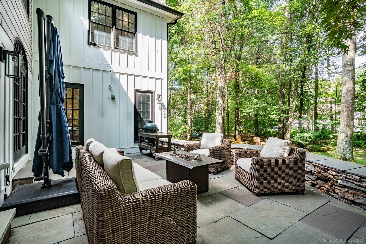 Farmington, Connecticut 06032, United States, 5 Bedrooms Bedrooms, ,5 BathroomsBathrooms,Residential,Coming Soon,177695