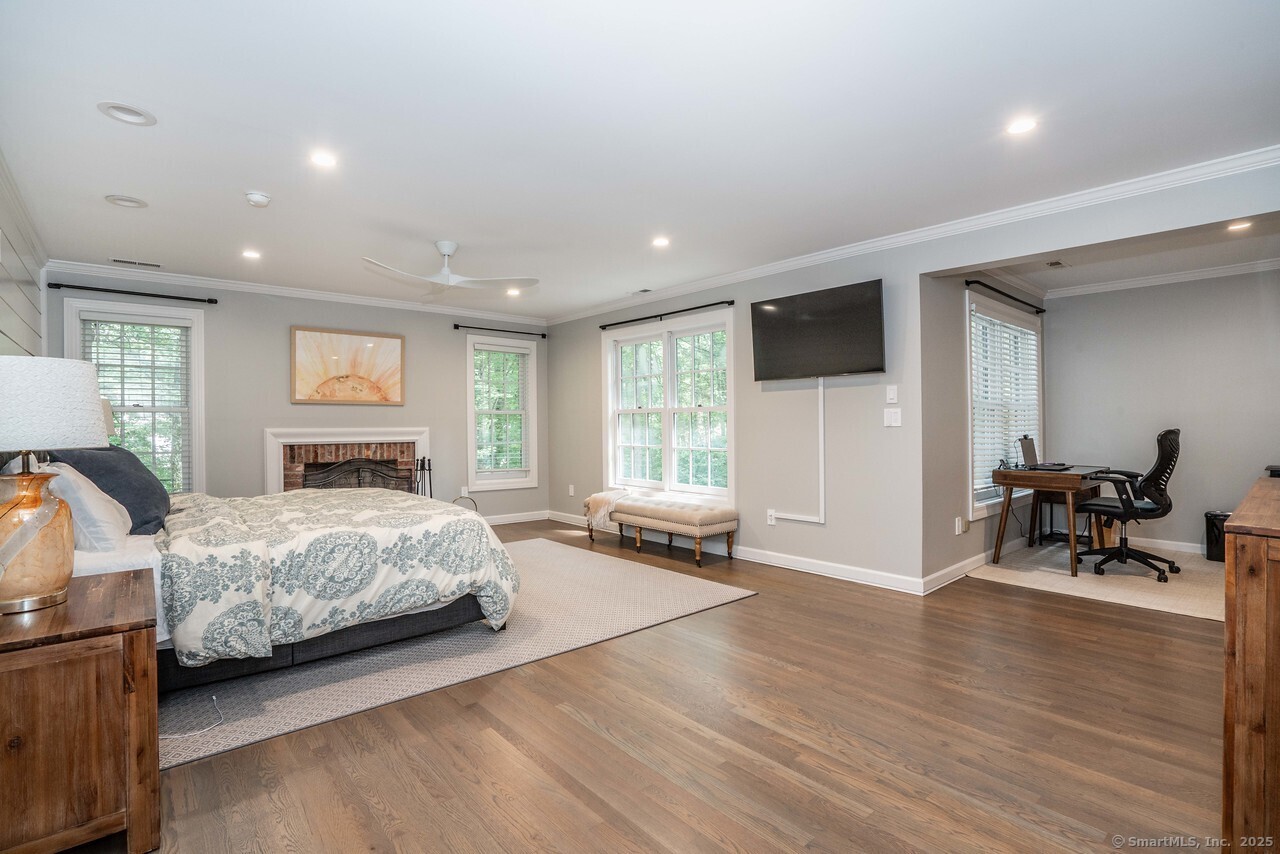 Farmington, Connecticut 06032, United States, 5 Bedrooms Bedrooms, ,5 BathroomsBathrooms,Residential,Coming Soon,177695