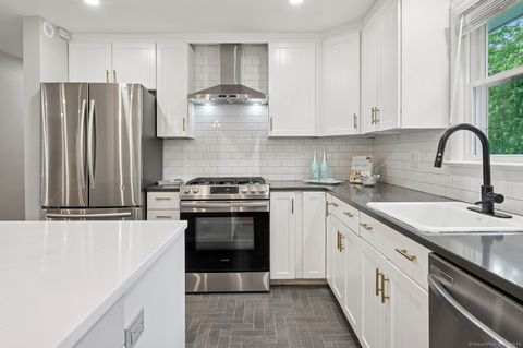 Tiny photo for 128 West Avenue, Darien, CT 06820 (MLS # 24135724)