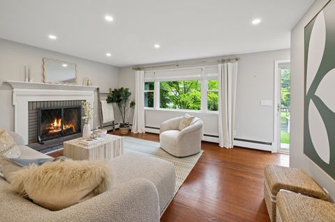 Tiny photo for 128 West Avenue, Darien, CT 06820 (MLS # 24135724)