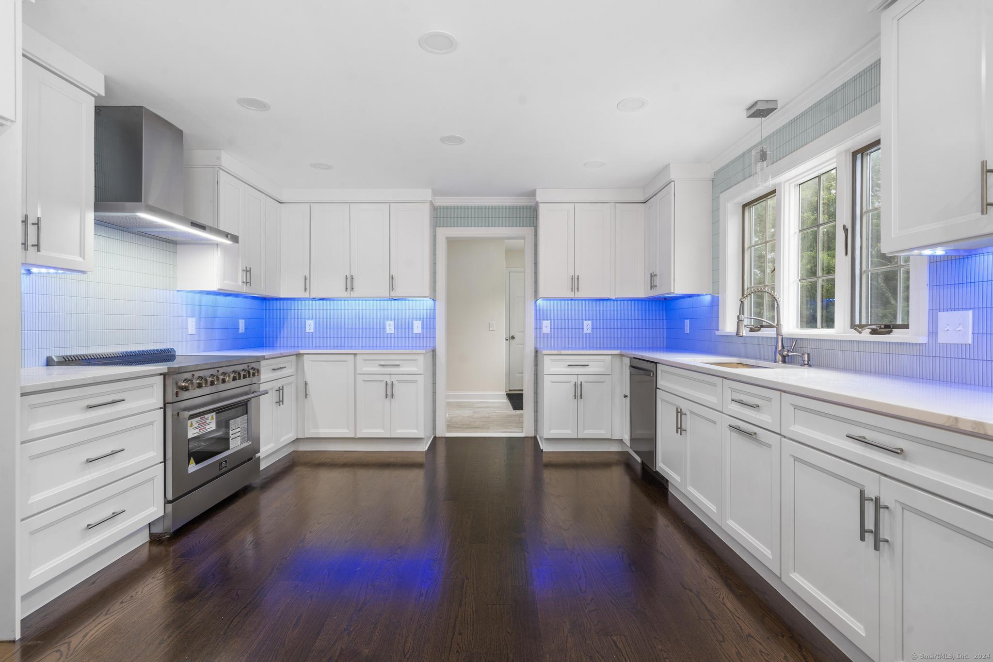 205 Hickory Lane, Bethlehem, Connecticut image 24