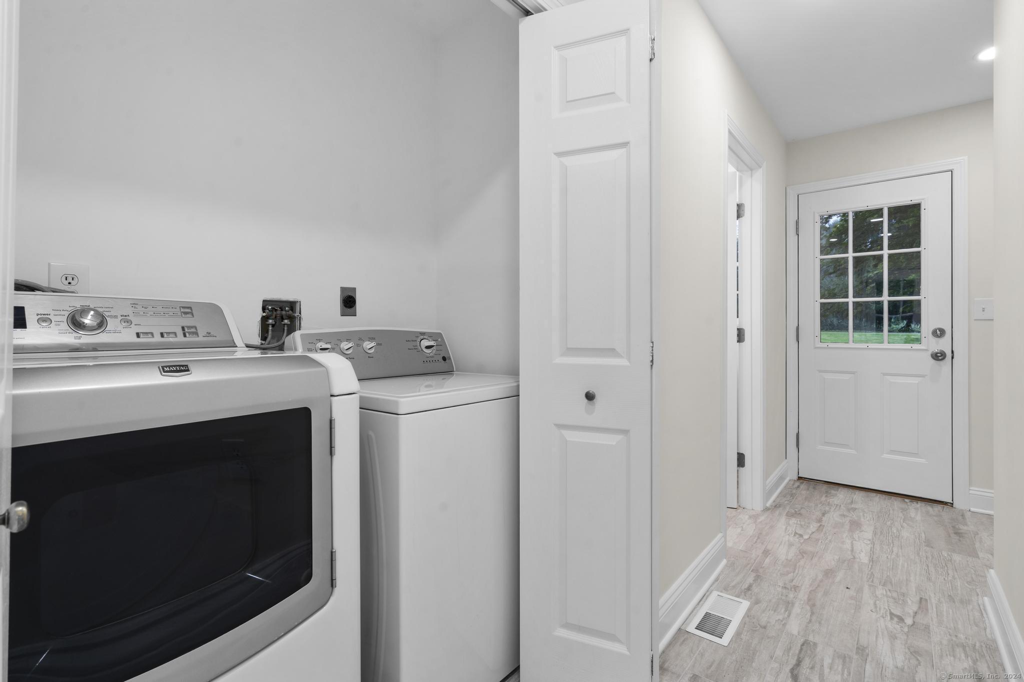 205 Hickory Lane, Bethlehem, Connecticut image 26