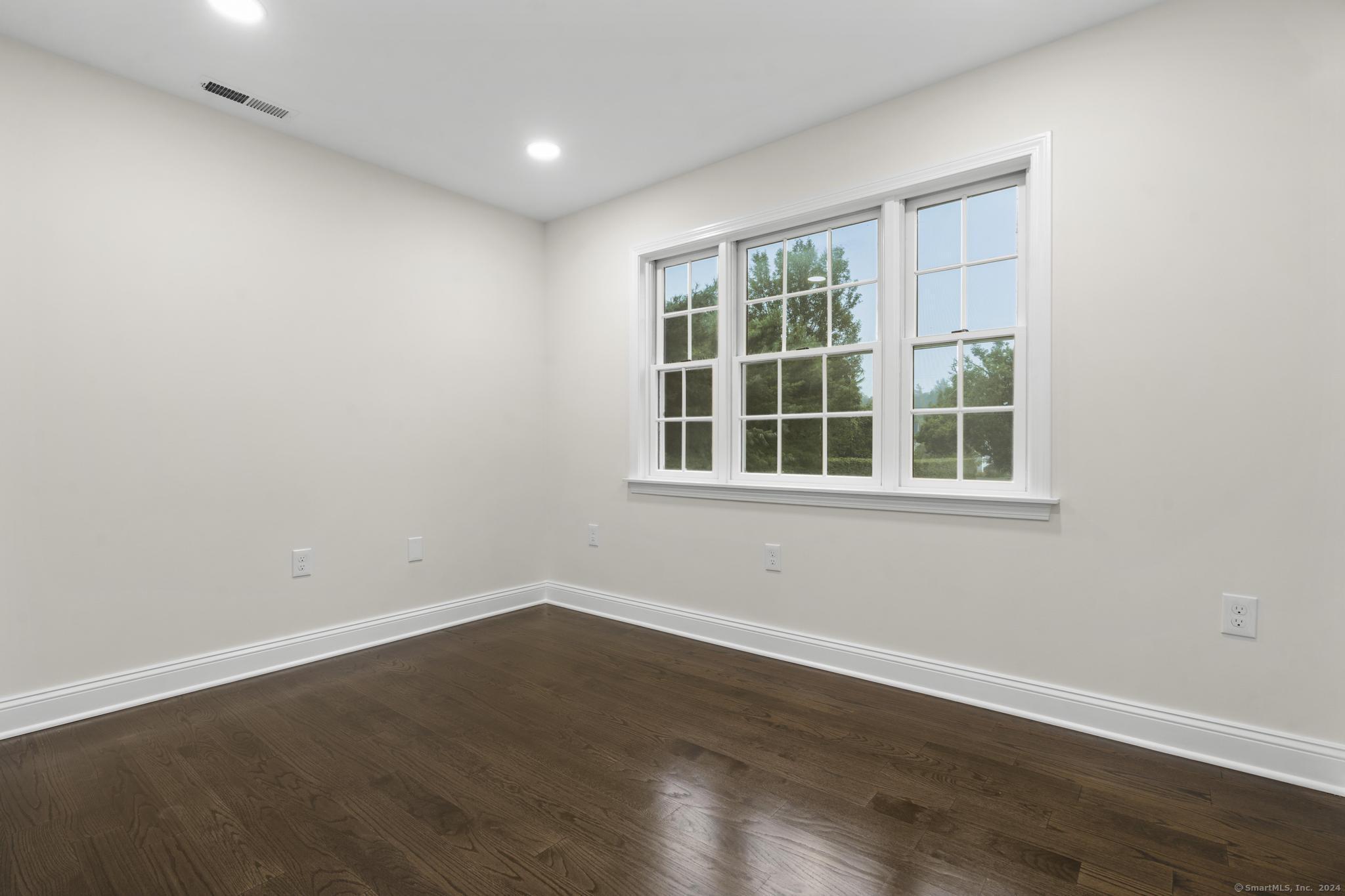 205 Hickory Lane, Bethlehem, Connecticut image 28