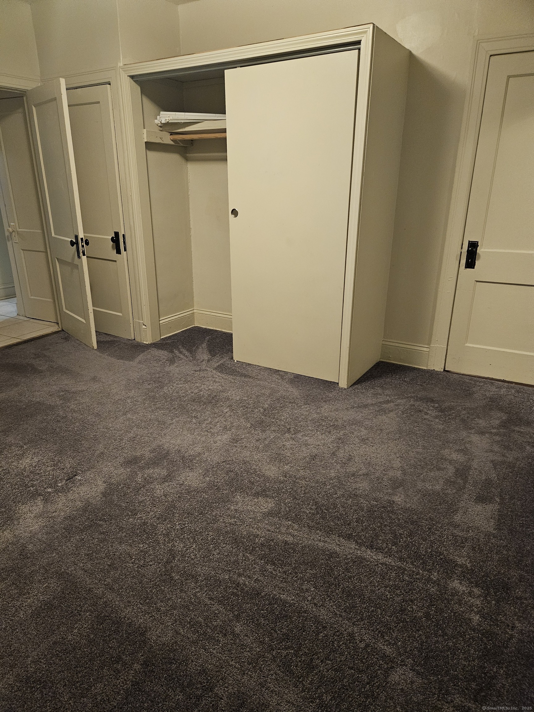 Hartford, Connecticut 06112, United States, 3 Bedrooms Bedrooms, ,1 BathroomBathrooms,Residential,Active,213344