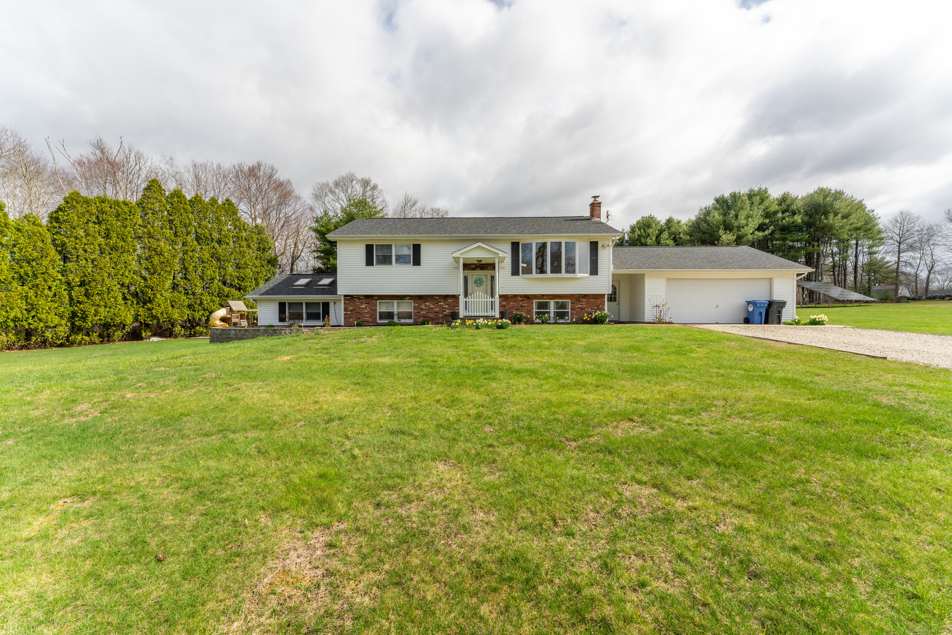 17 Old Hampton Road, Canterbury, Connecticut image 1