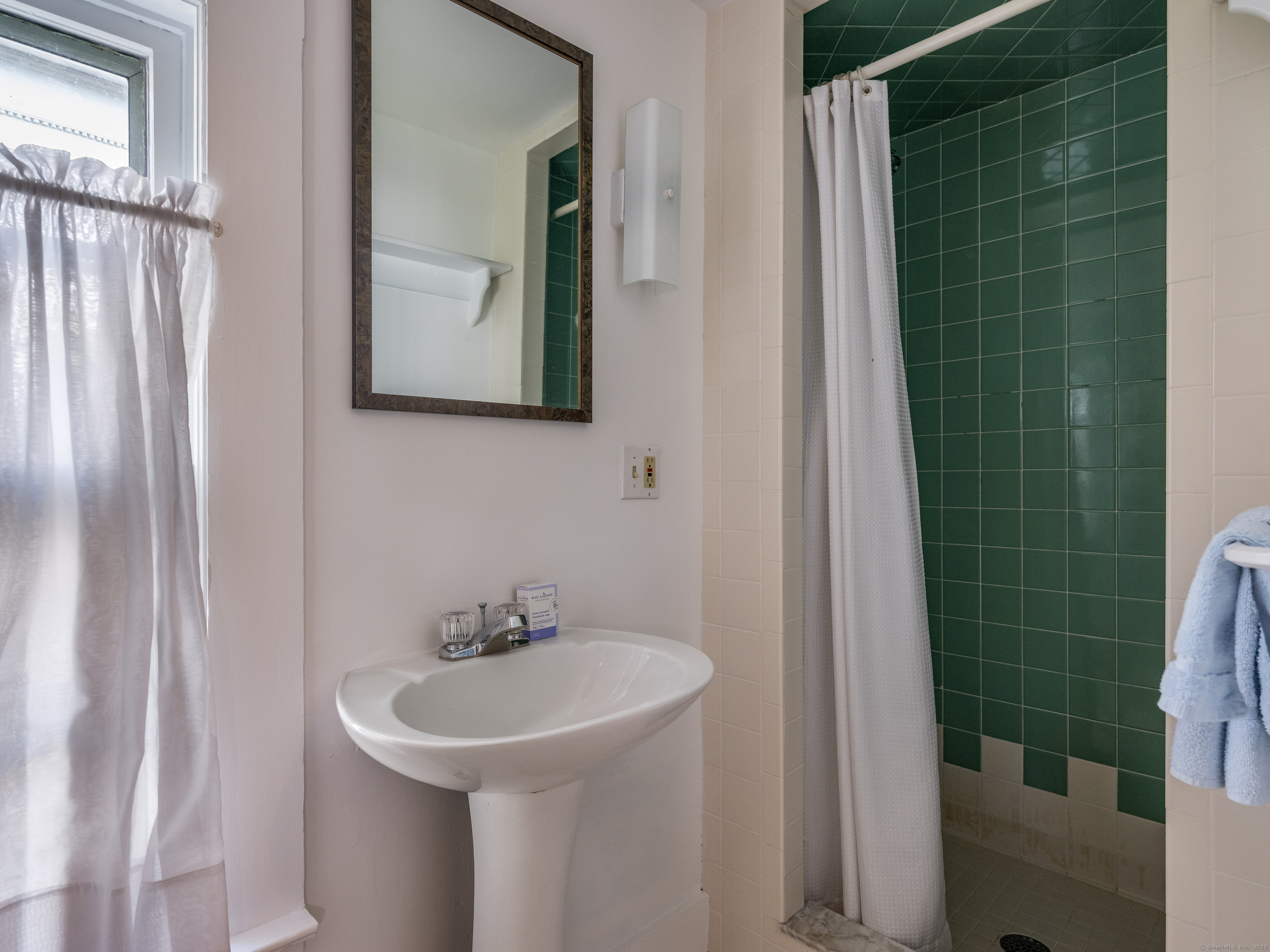 4 Cliff Street, Stonington, Connecticut image 20