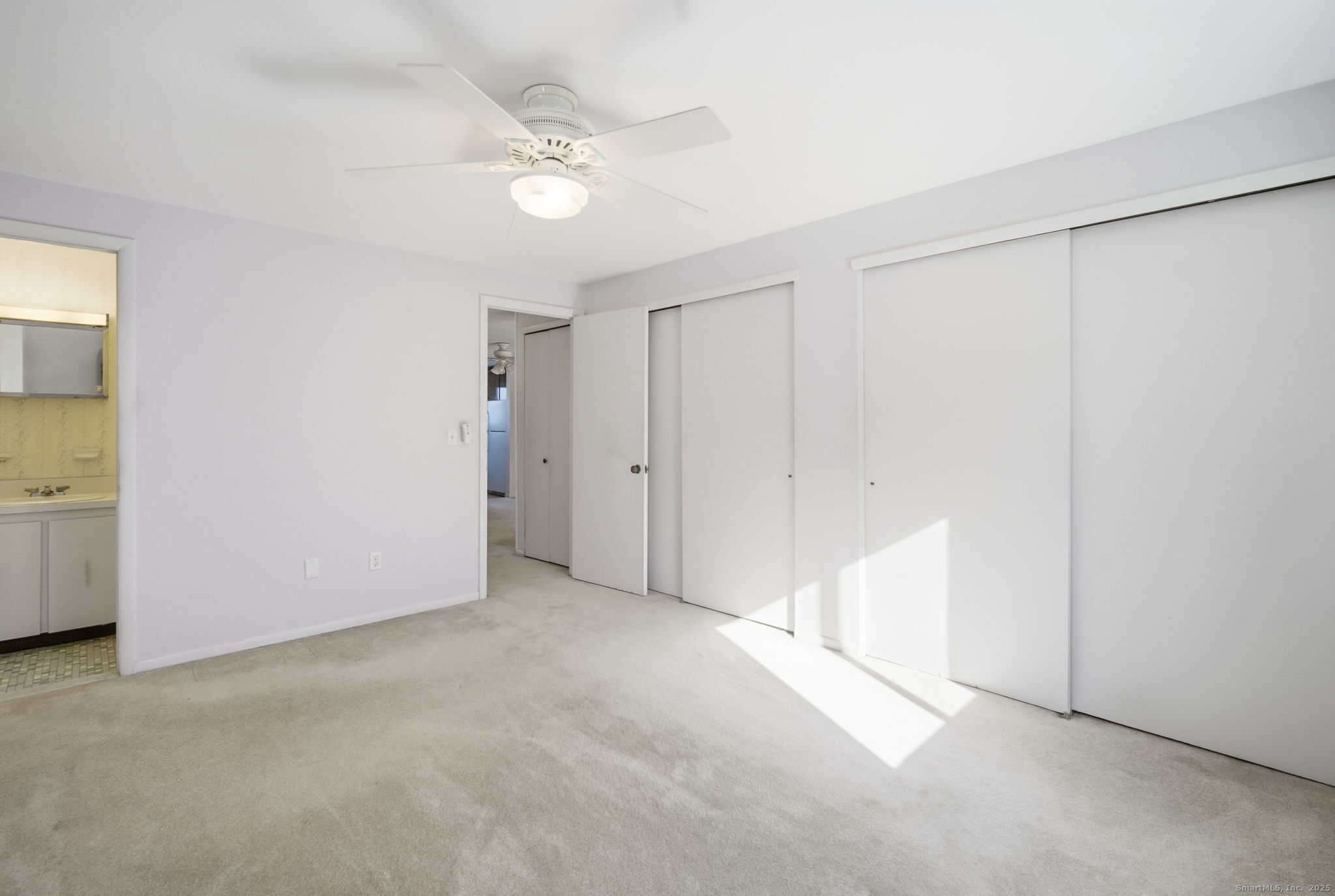 Rocky Hill, Connecticut 06067, United States, 2 Bedrooms Bedrooms, ,2 BathroomsBathrooms,Residential,Active,245557