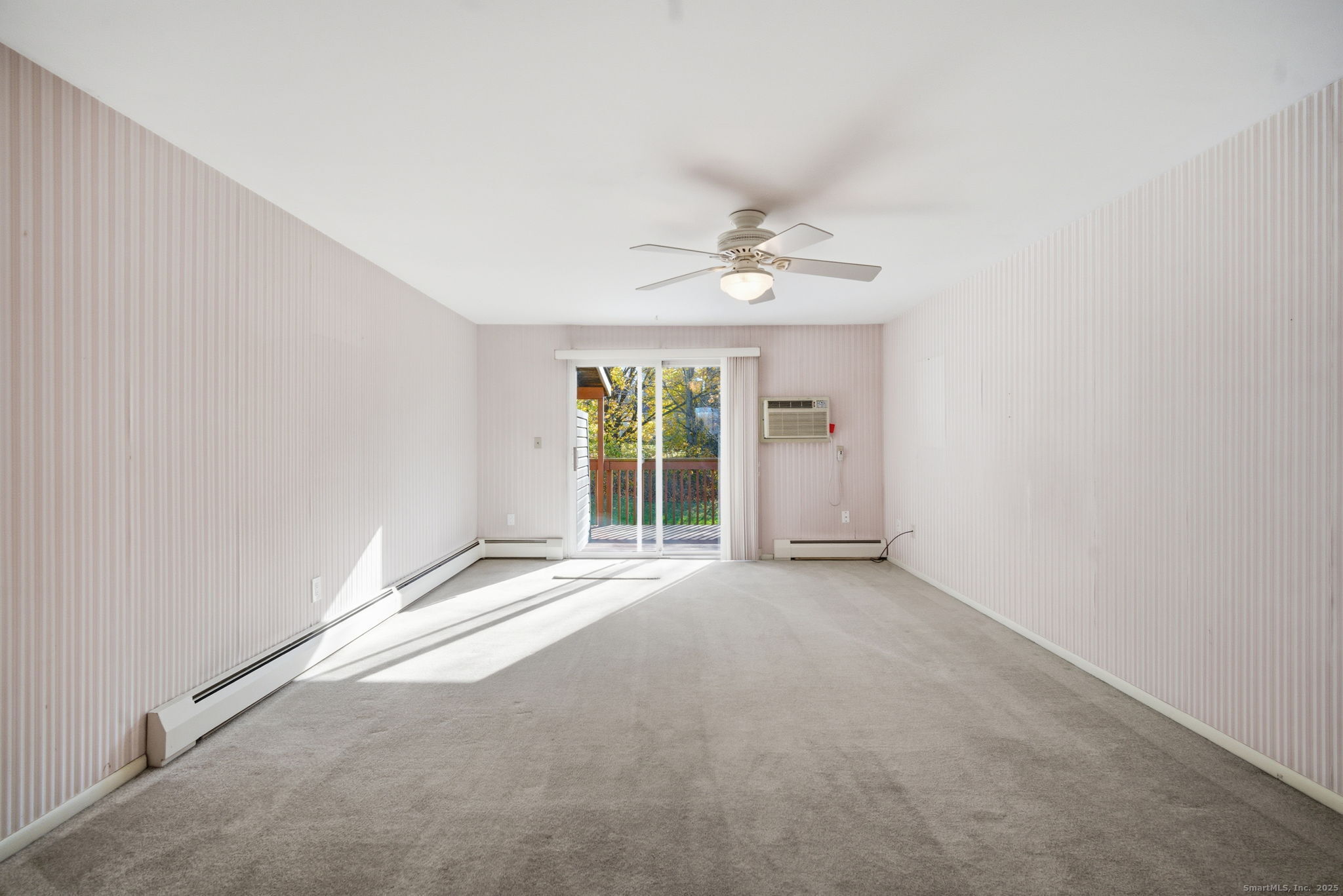 Rocky Hill, Connecticut 06067, United States, 2 Bedrooms Bedrooms, ,2 BathroomsBathrooms,Residential,Active,245557