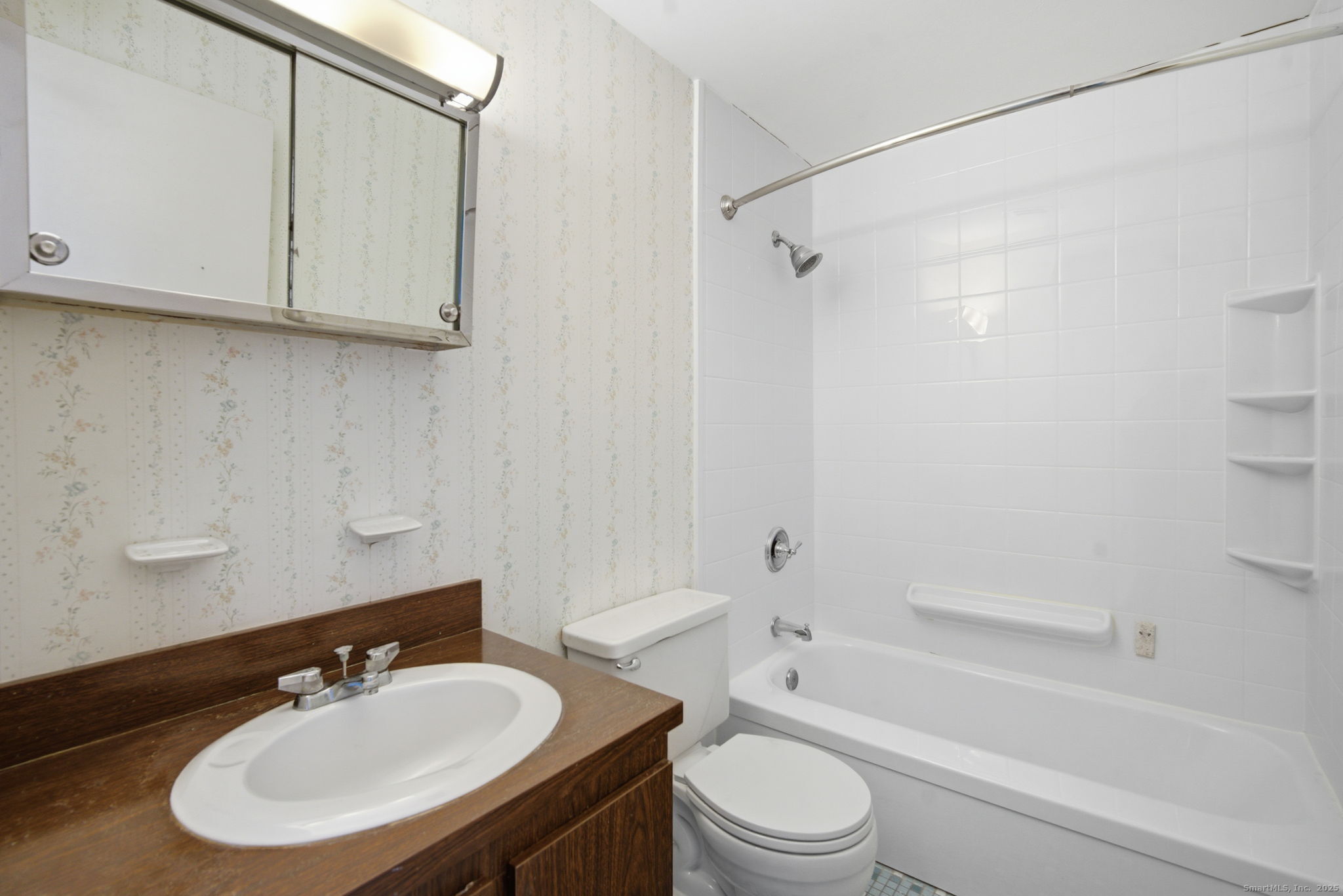 Rocky Hill, Connecticut 06067, United States, 2 Bedrooms Bedrooms, ,2 BathroomsBathrooms,Residential,Active,245557