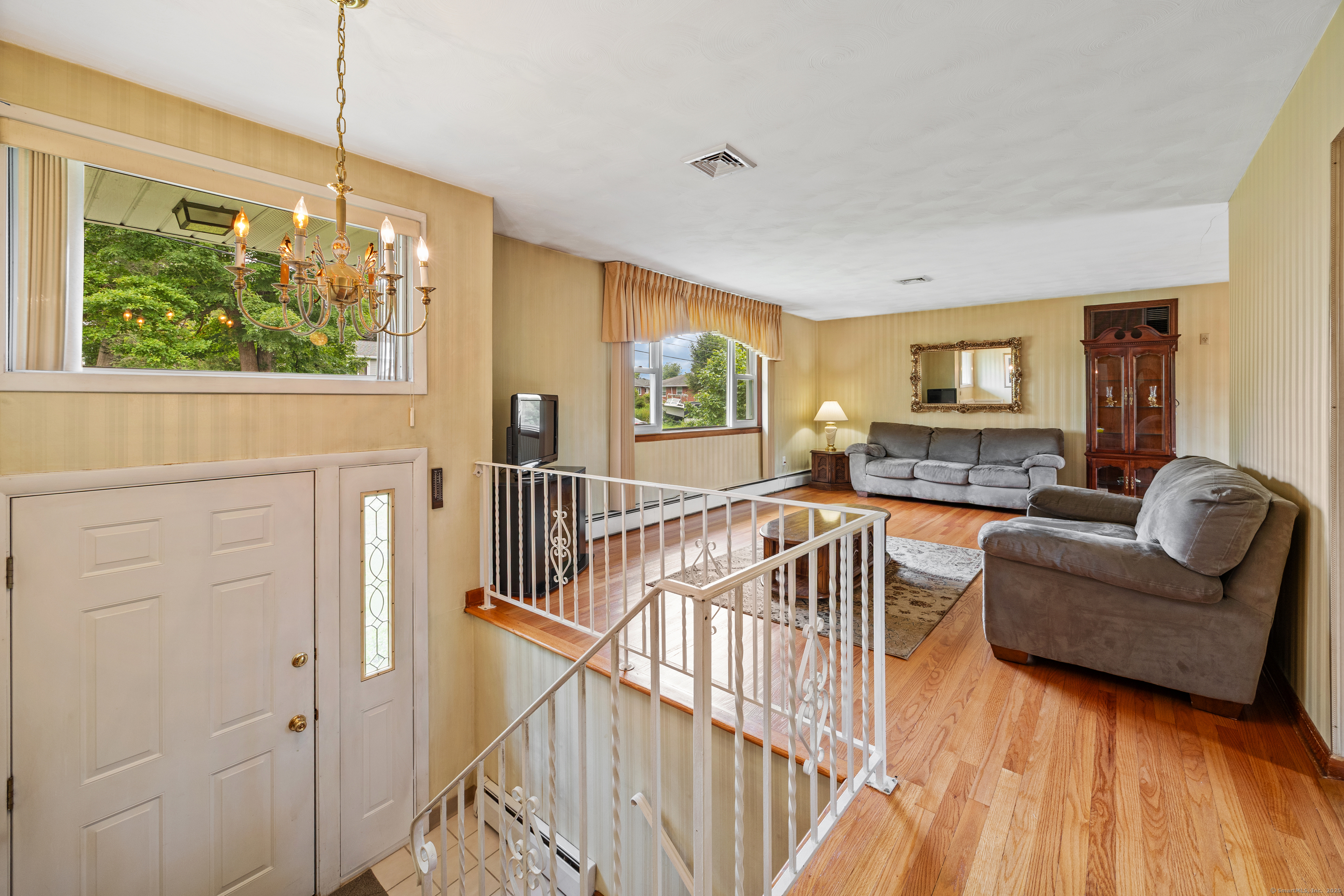95 Flagg Avenue