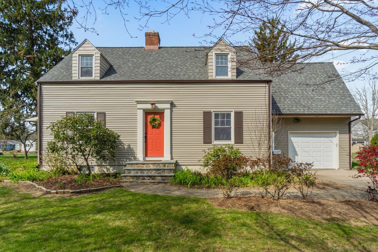 57 Lynde Street, Old Saybrook, Connecticut image 2