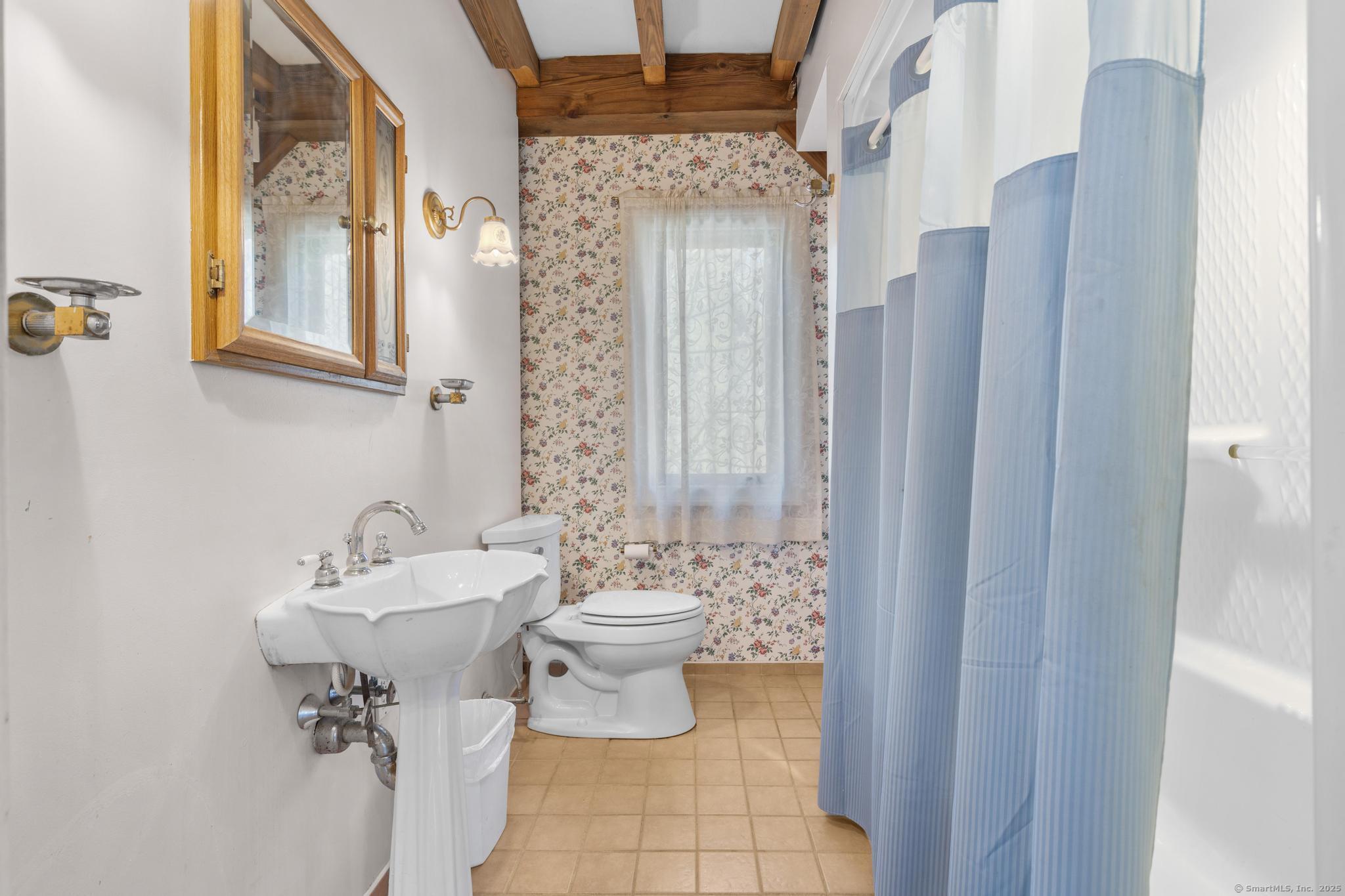 204 Sachem Head Road, Guilford, Connecticut image 16
