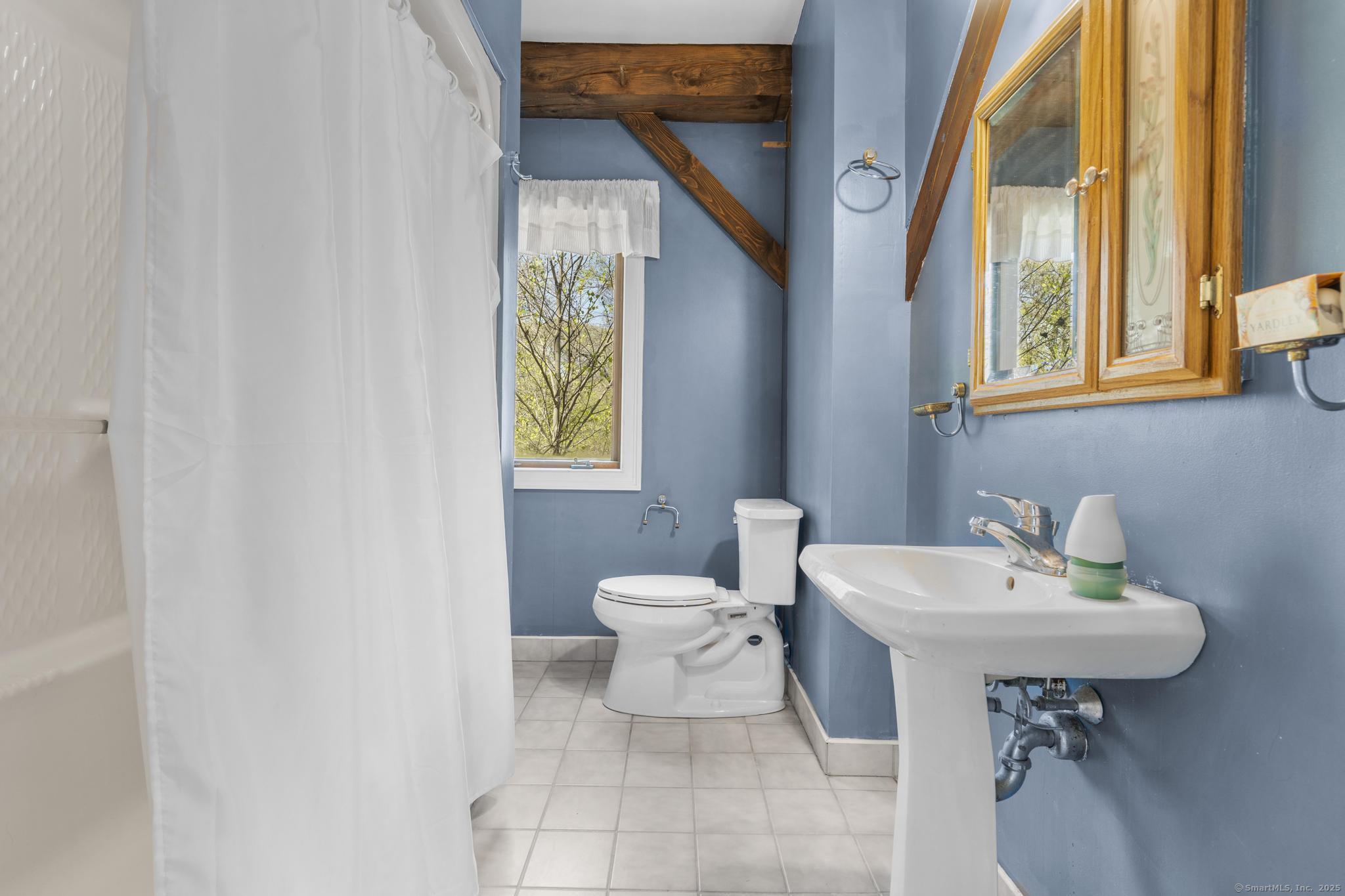 204 Sachem Head Road, Guilford, Connecticut image 26