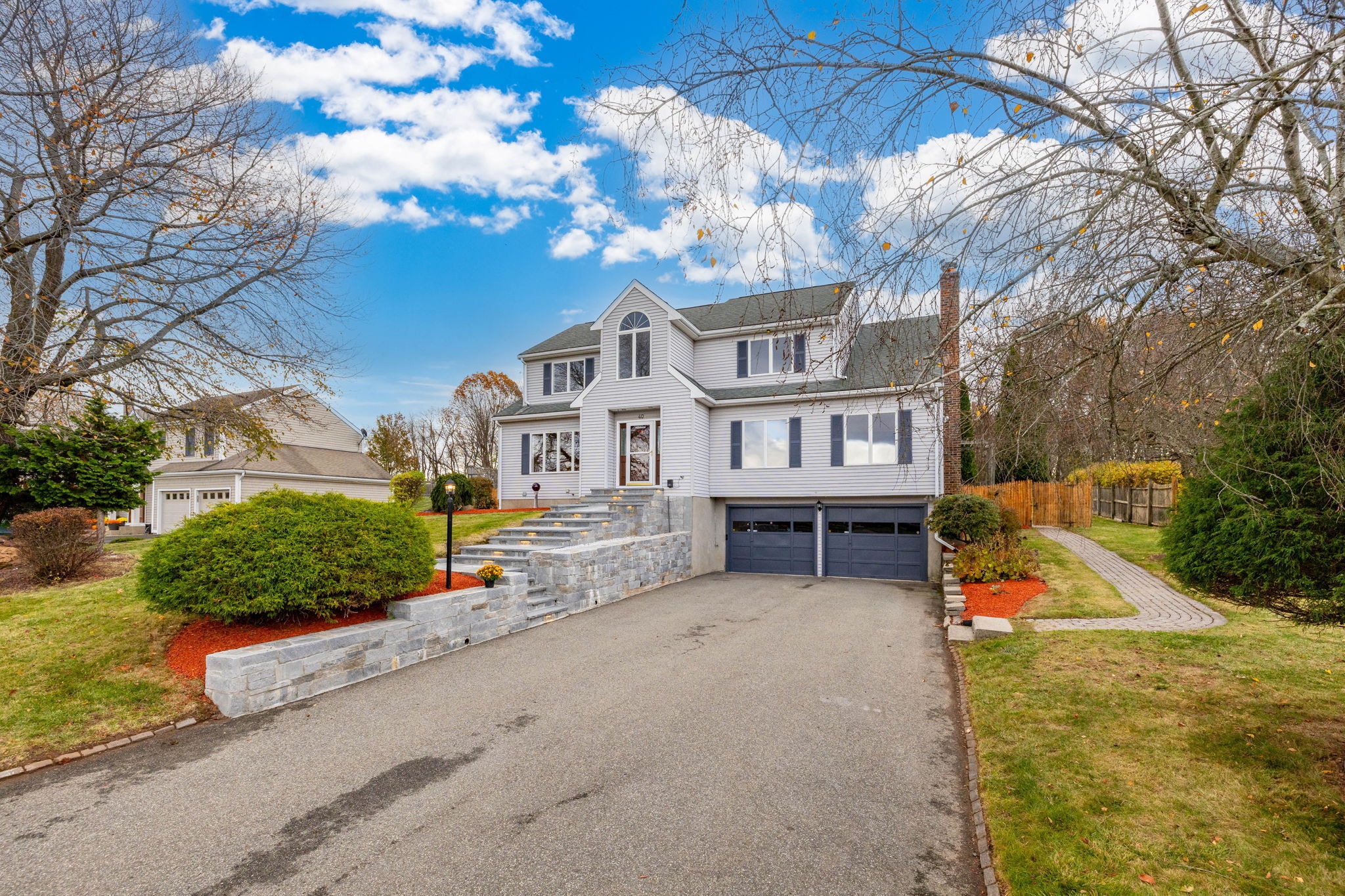 40 Country Side Drive