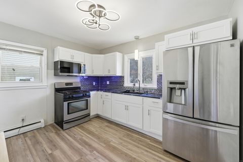 Tiny photo for 33 Kenyon Place, East Hartford, CT 06108 (MLS # 24135452)