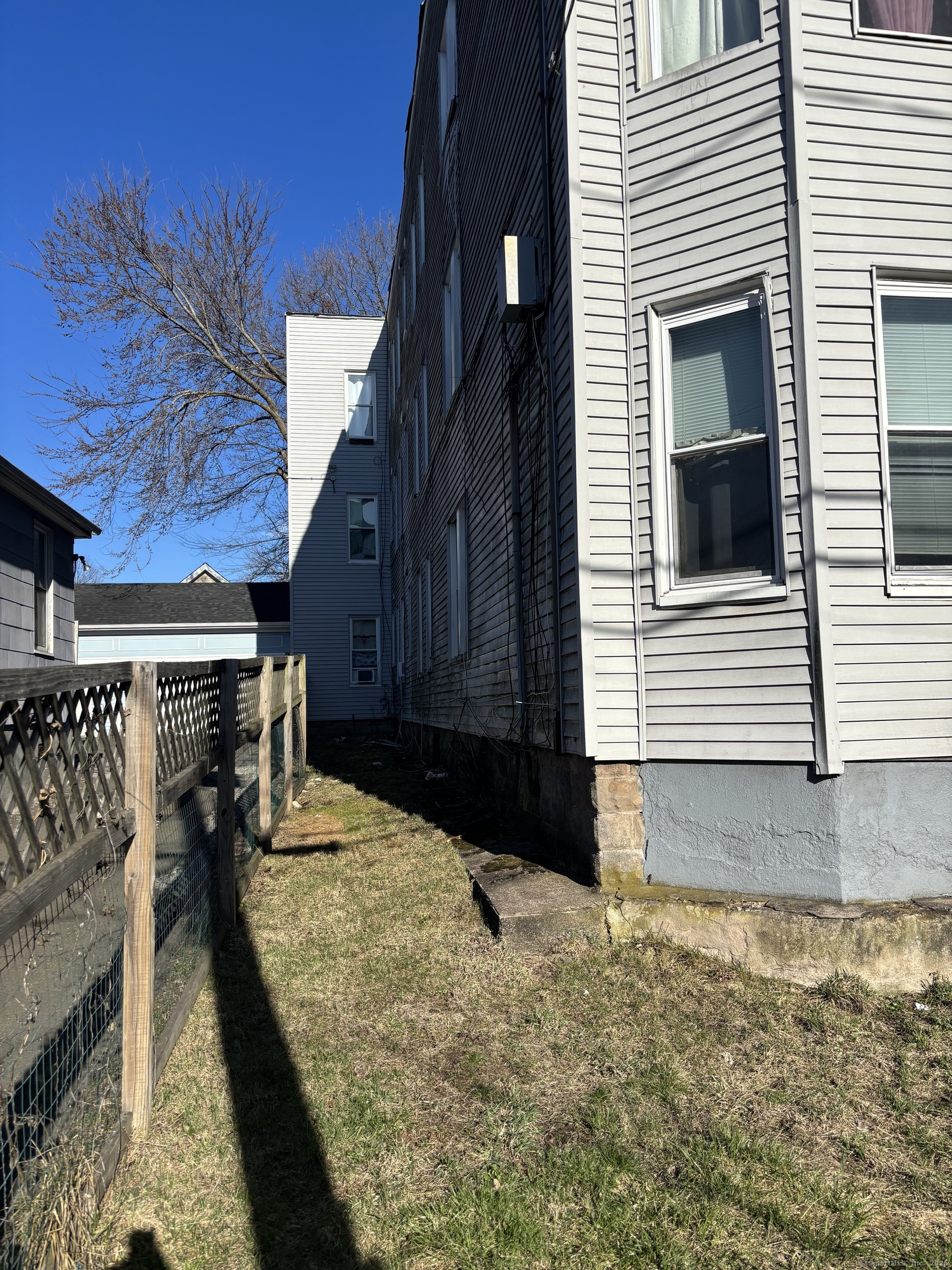 373 Blatchley Avenue