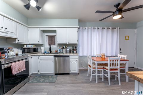 Tiny photo for 120 Wooster Street #APT E, New Haven, CT 06511 (MLS # 24151773)