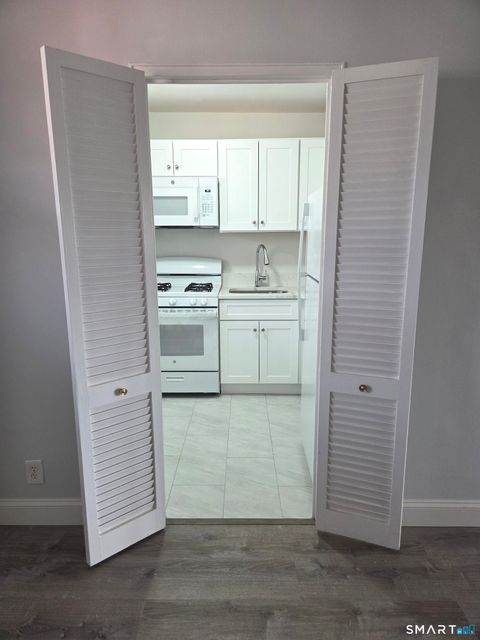 Tiny photo for 444 Bedford Street #6J, Stamford, CT 06901 (MLS # 24165081)