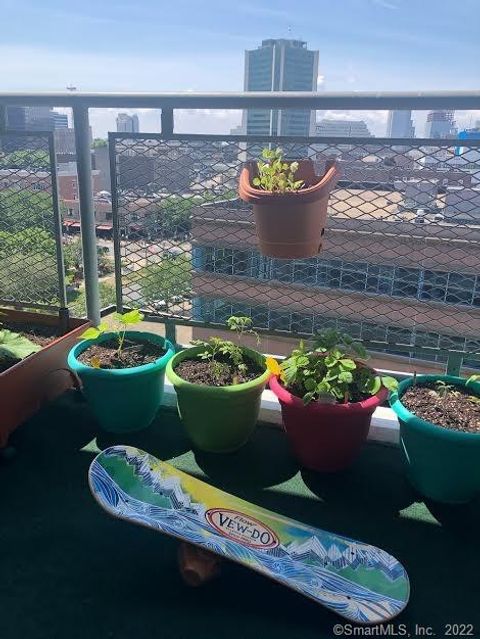 Tiny photo for 444 Bedford Street #6J, Stamford, CT 06901 (MLS # 24165081)