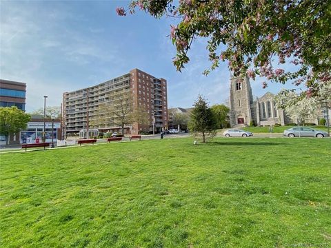 Tiny photo for 444 Bedford Street #6J, Stamford, CT 06901 (MLS # 24165081)