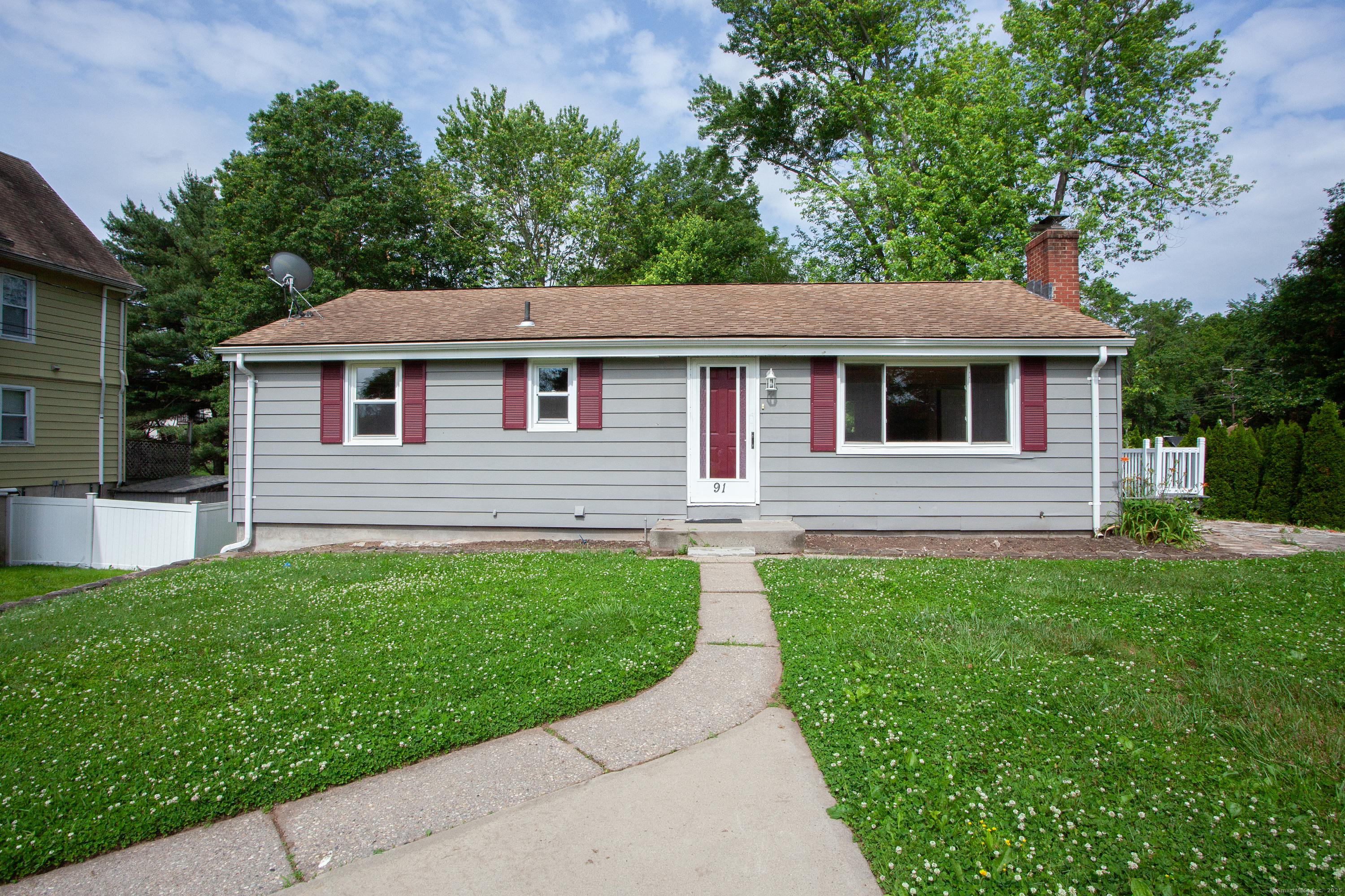 91 Willard Avenue