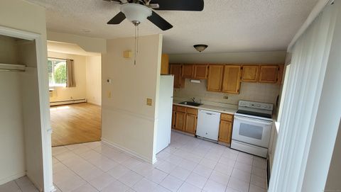 Tiny photo for 224 New Britain Avenue #APT 14, Farmington, CT 06085 (MLS # 24116549)