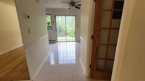 Tiny photo for 224 New Britain Avenue #APT 14, Farmington, CT 06085 (MLS # 24116549)