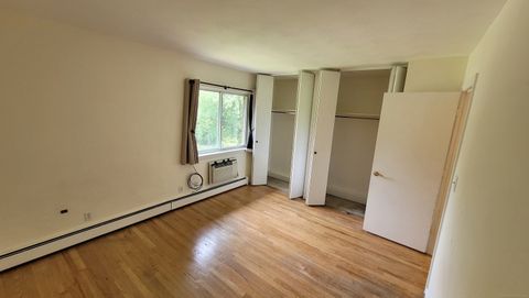 Tiny photo for 224 New Britain Avenue #APT 14, Farmington, CT 06085 (MLS # 24116549)