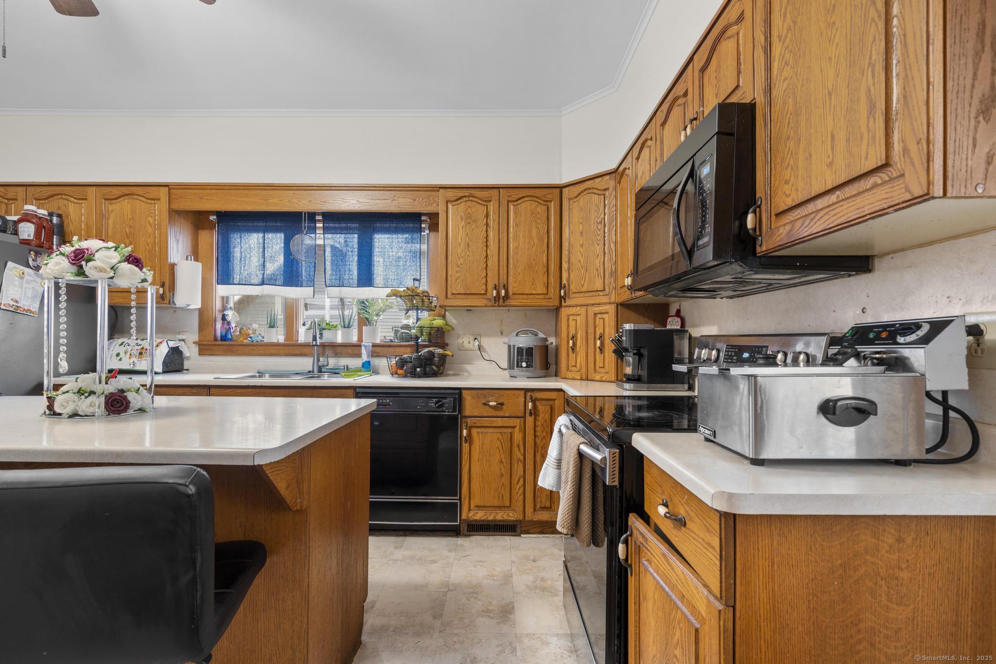 33 Wheeler Street, Waterbury, Connecticut image 14