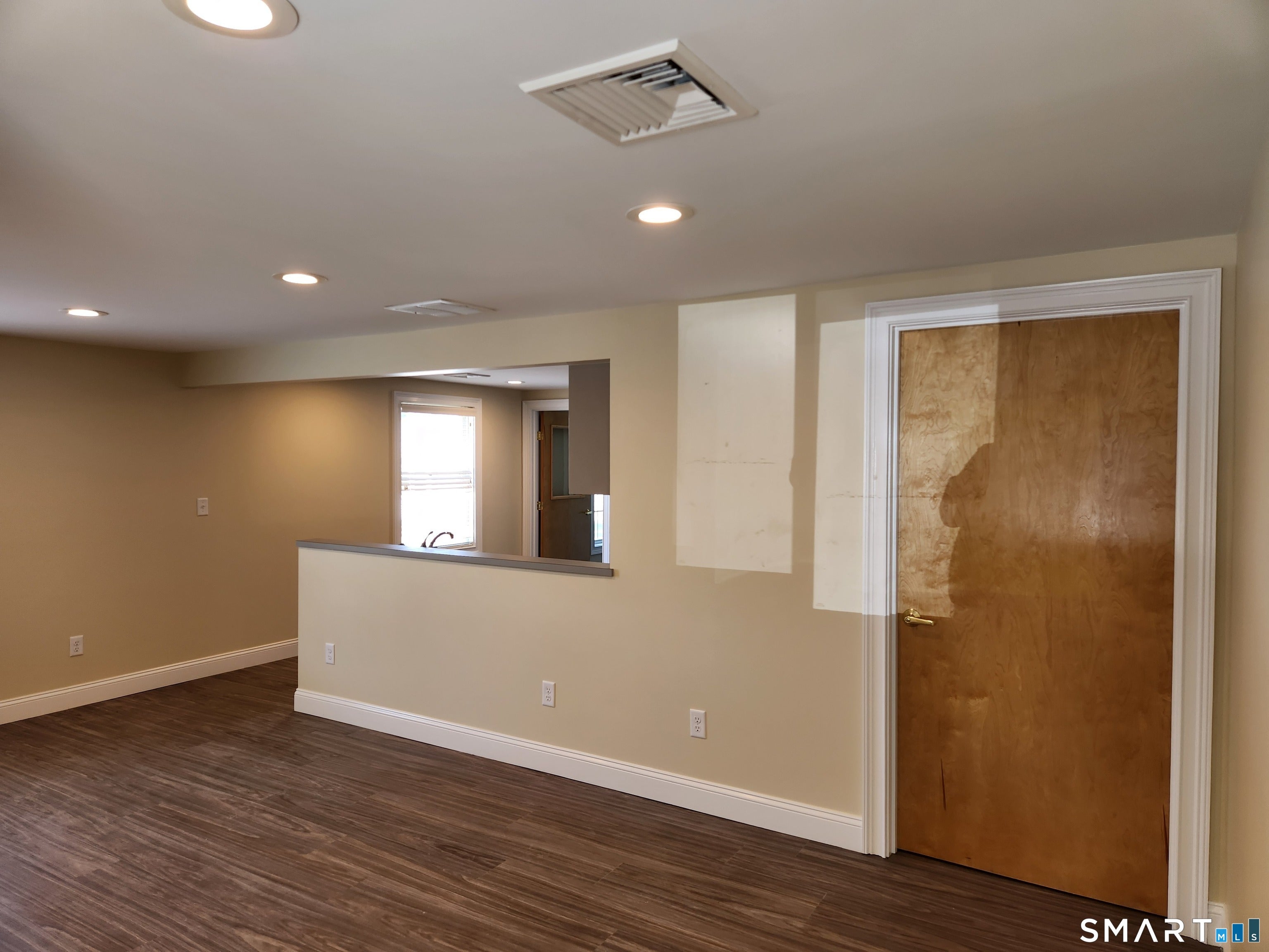 132 West Main Street E