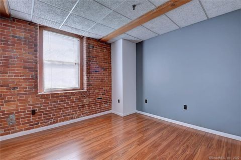 Tiny photo for 222 Williams Street E #108, Glastonbury, CT 06033 (MLS # 24157561)