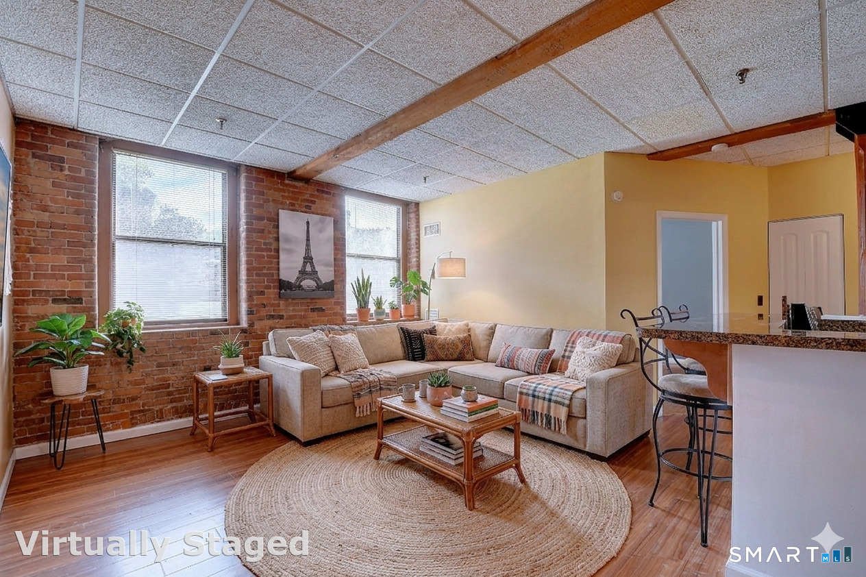 222 Williams Street East 108