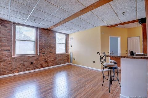 Tiny photo for 222 Williams Street E #108, Glastonbury, CT 06033 (MLS # 24157561)