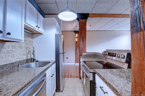 Tiny photo for 222 Williams Street E #108, Glastonbury, CT 06033 (MLS # 24157561)