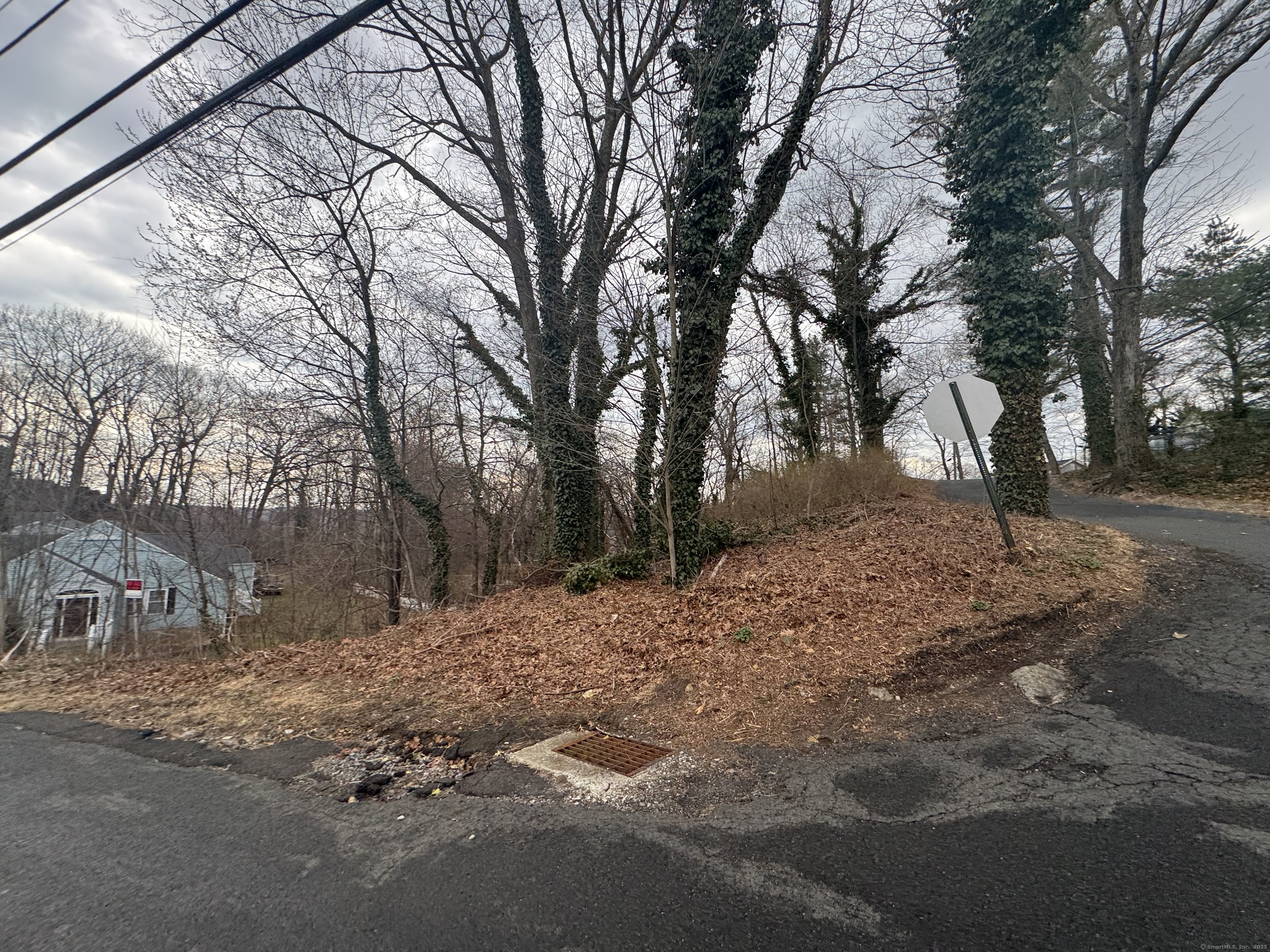 Oronoque Trail, Shelton, Connecticut image 5