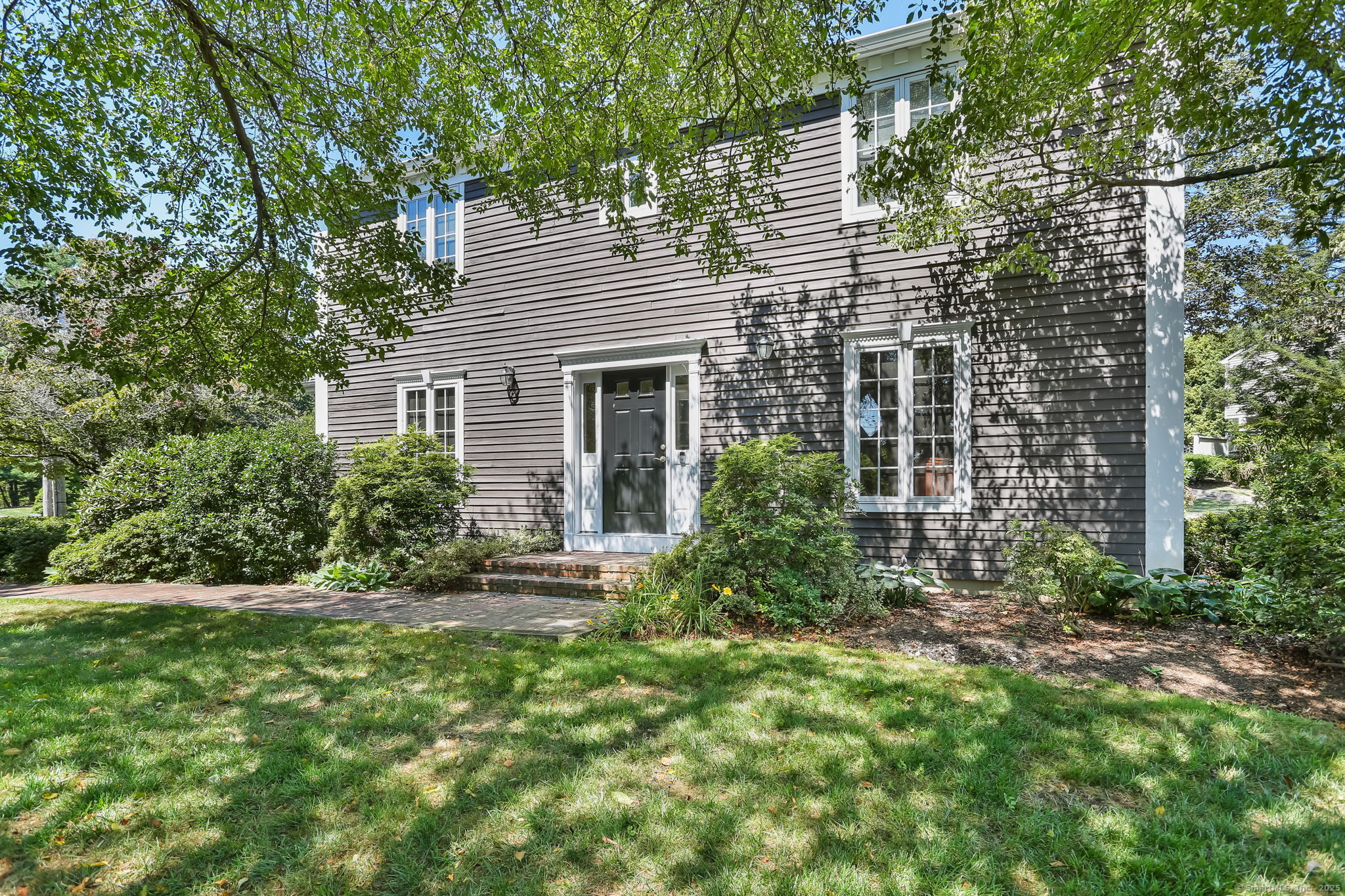2 Fairchild Circle