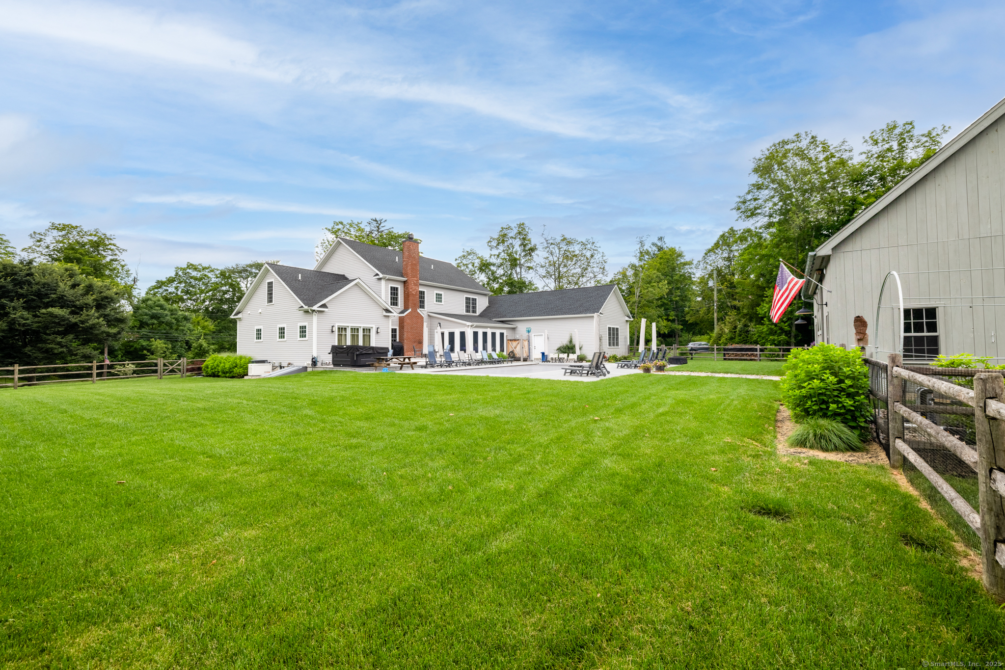 81 Chalybes Road West