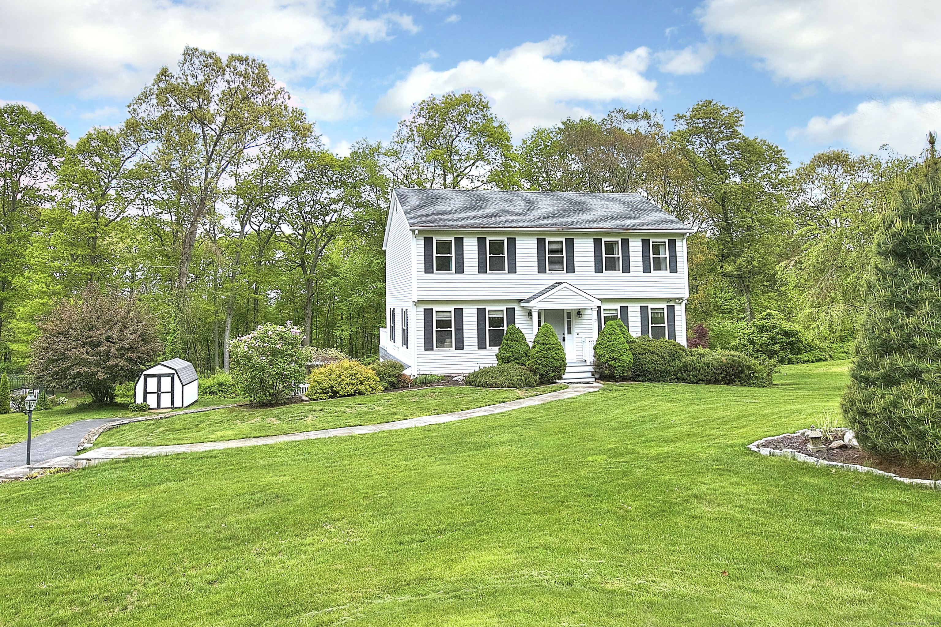 23 Davis Road