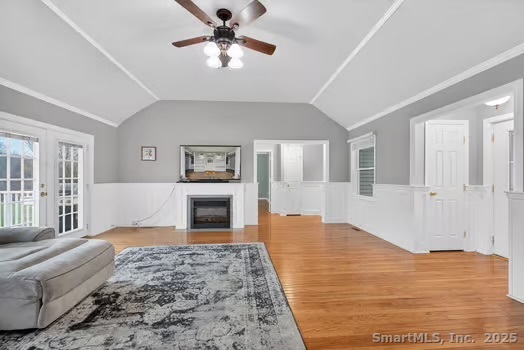 147 North Wawecus Hill Road