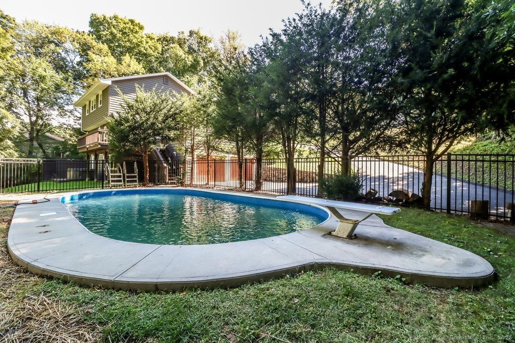 Photo of 38 Fairmount Drive, Danbury, CT 06811 (MLS # 24141601)