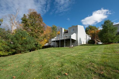 Tiny photo for 24 Westview Lane #24, Brookfield, CT 06804 (MLS # 24134221)