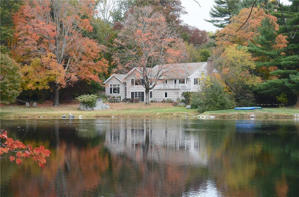 Photo 1 of 115 Bickford Lane, New Canaan, Connecticut, $1,340,000, Web #: 99178491